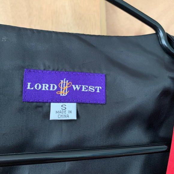 Red Satin Button-up Vest - Picture 3 of 3